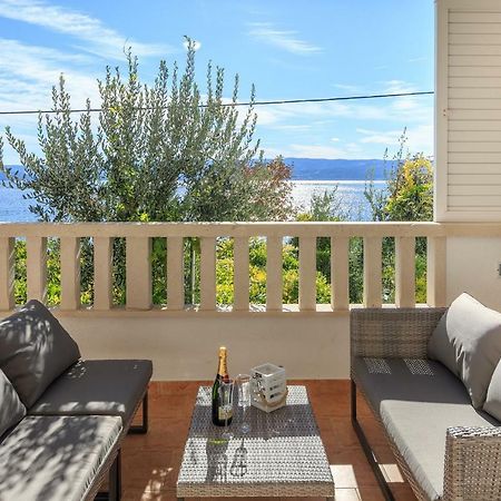 Apartments Villa Lux Дуги-Рат Экстерьер фото