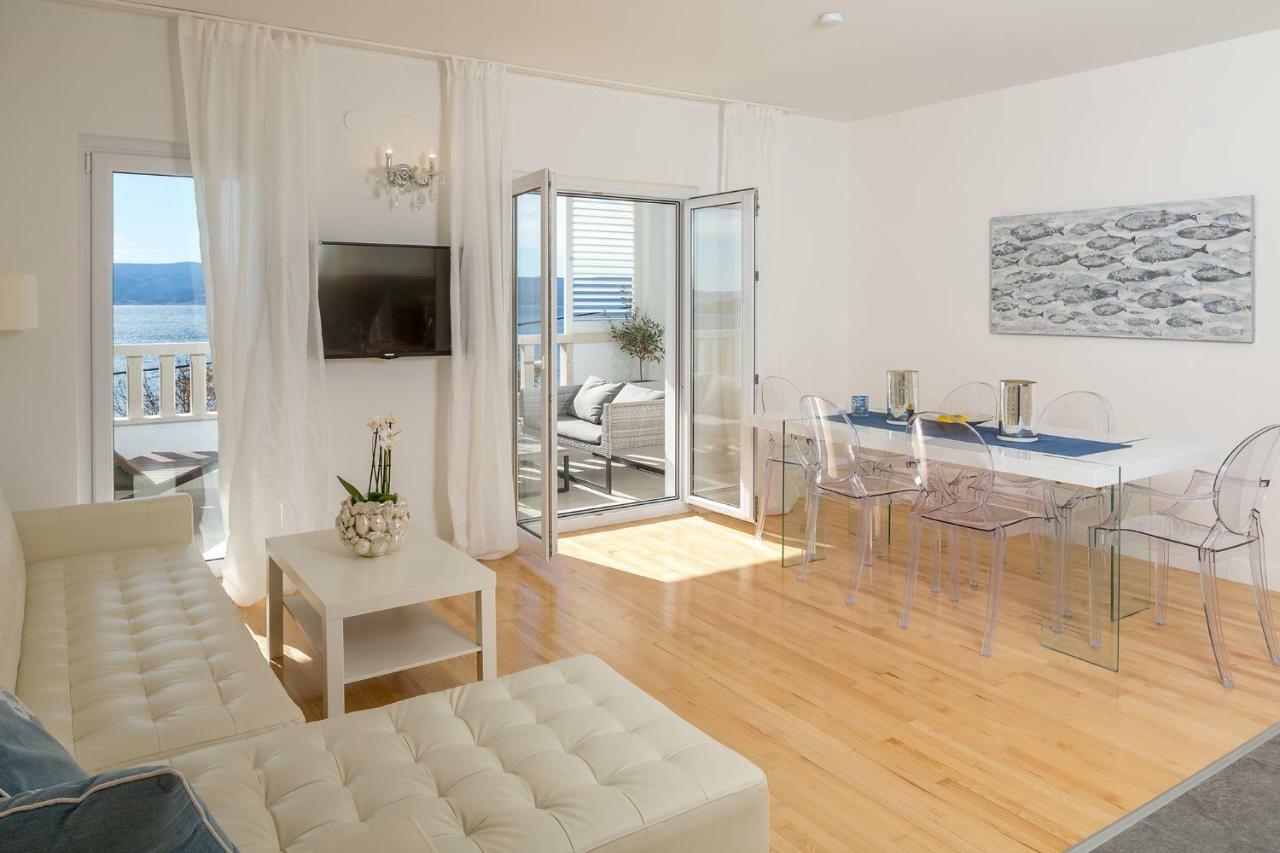 Apartments Villa Lux Дуги-Рат Экстерьер фото