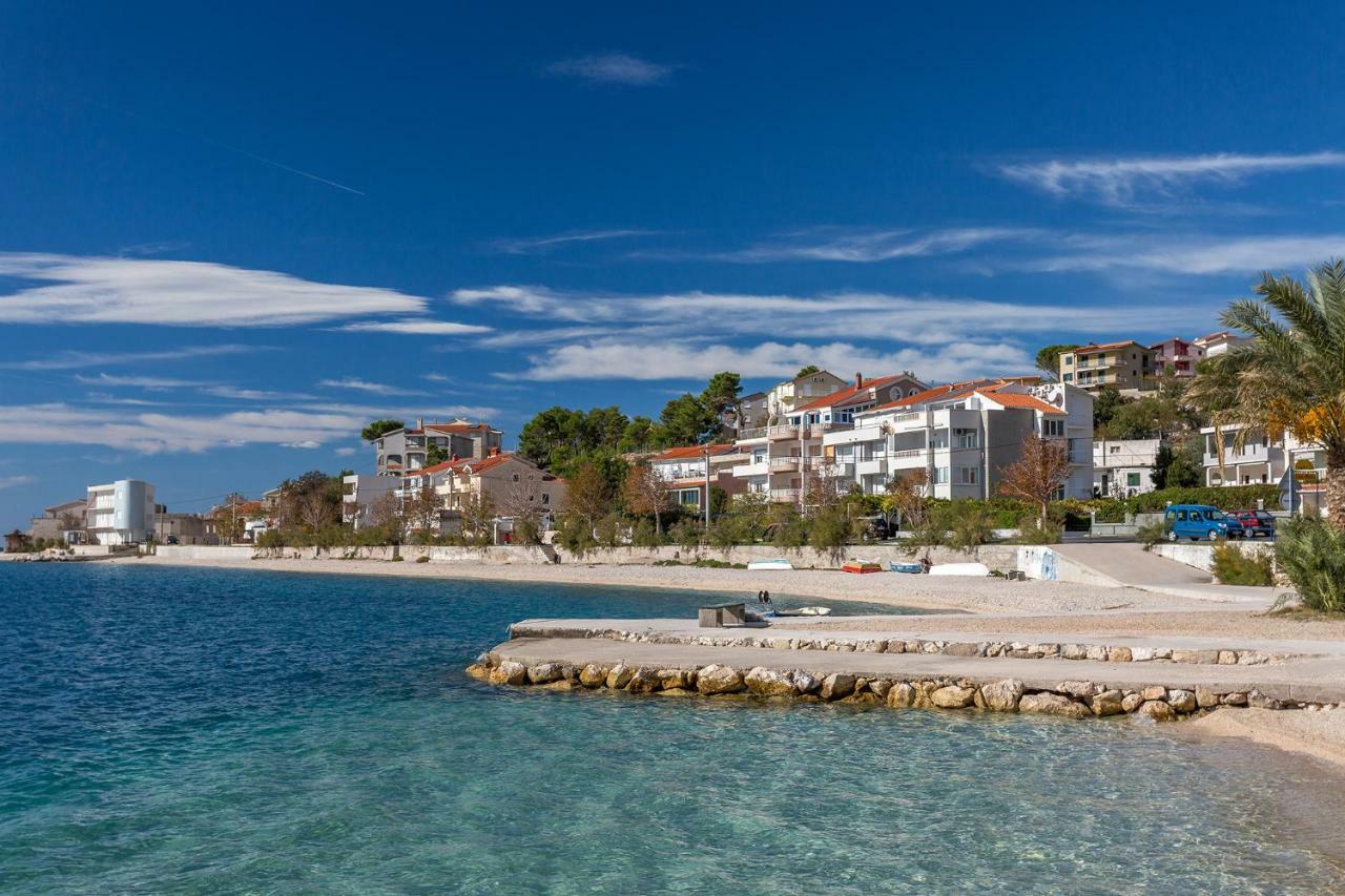 Apartments Villa Lux Дуги-Рат Экстерьер фото