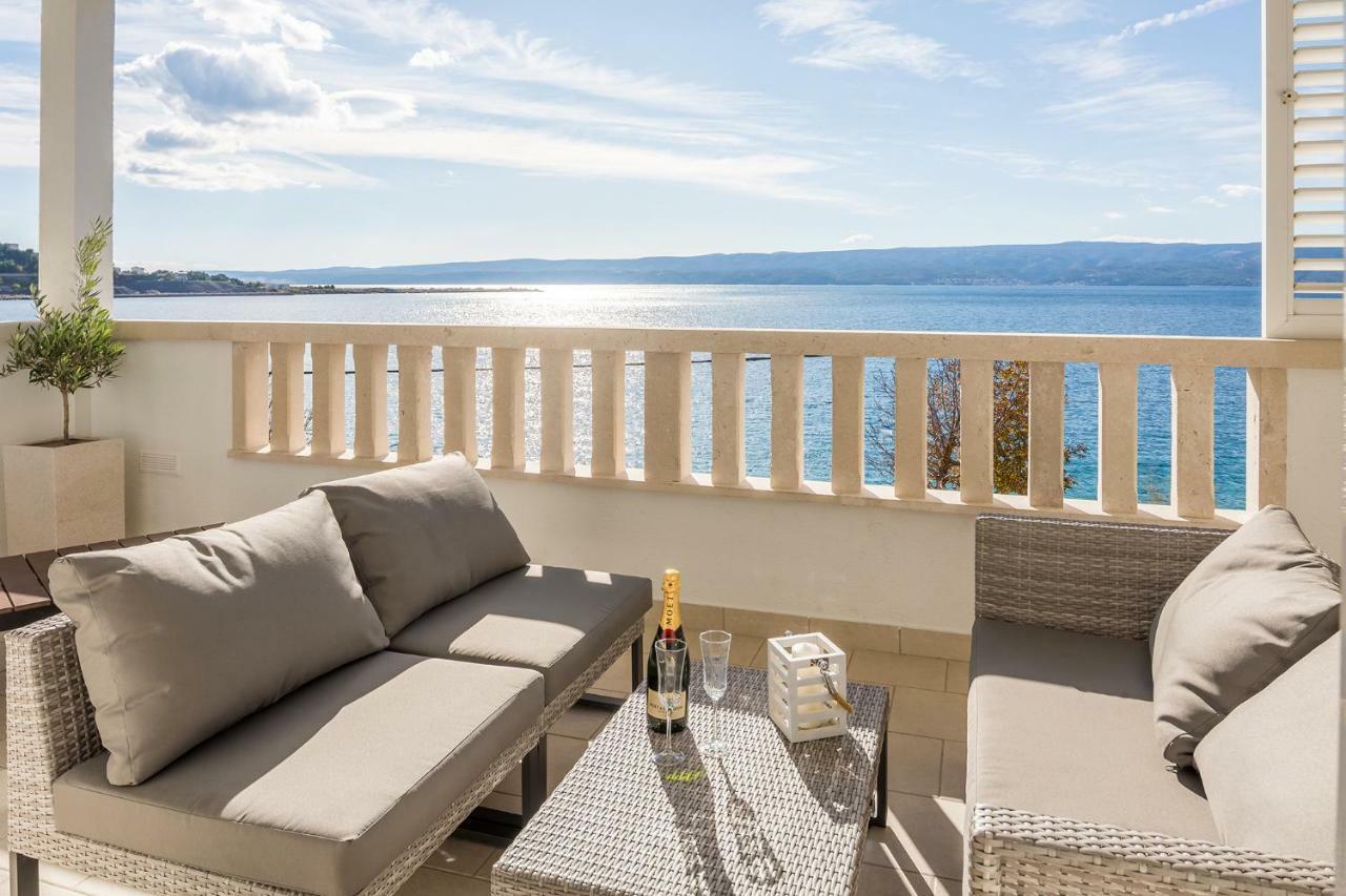 Apartments Villa Lux Дуги-Рат Экстерьер фото