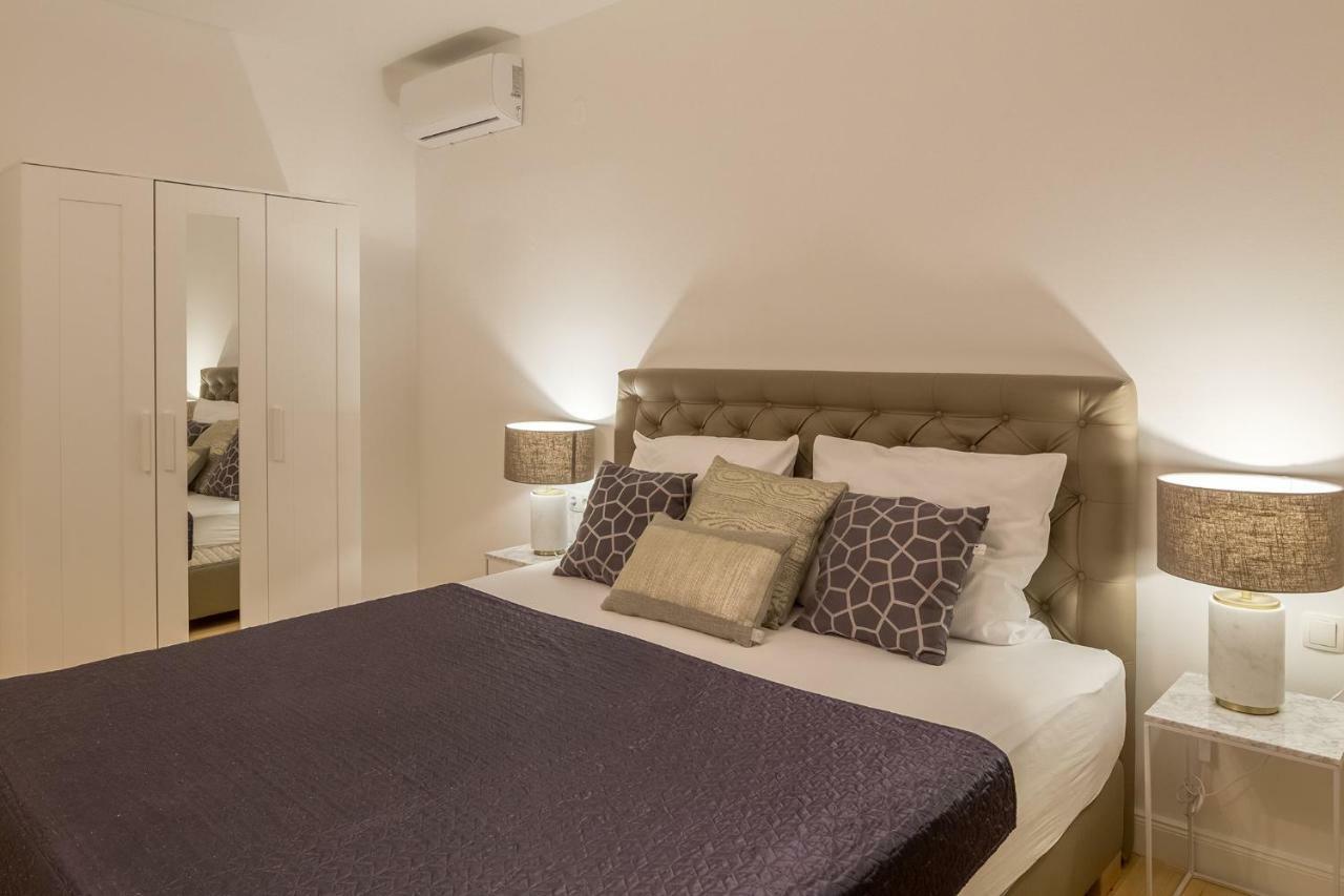 Apartments Villa Lux Дуги-Рат Экстерьер фото