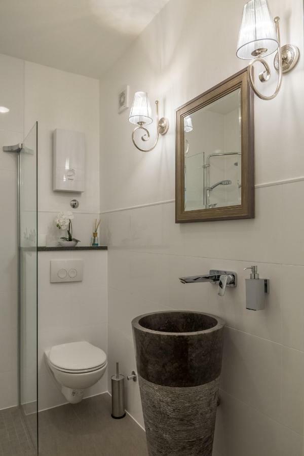 Apartments Villa Lux Дуги-Рат Экстерьер фото
