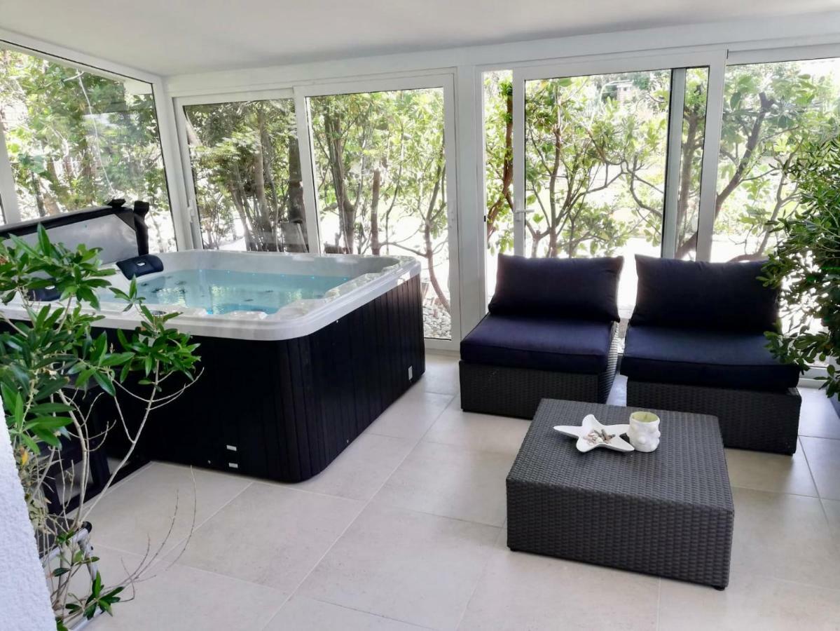 Apartments Villa Lux Дуги-Рат Экстерьер фото
